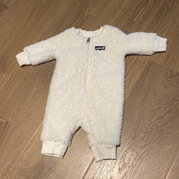 Levi's Other - Levi’s Fuzzy Onesie